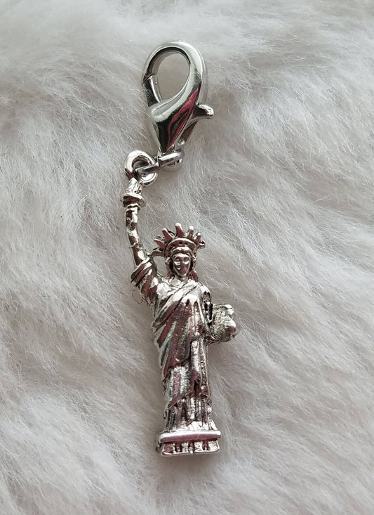 Statue of Liberty Charm | Statue of Liberty Jewelry | USA Jewelry | NYC Vacation Jewelry | Sterling Silver Plated Pewter