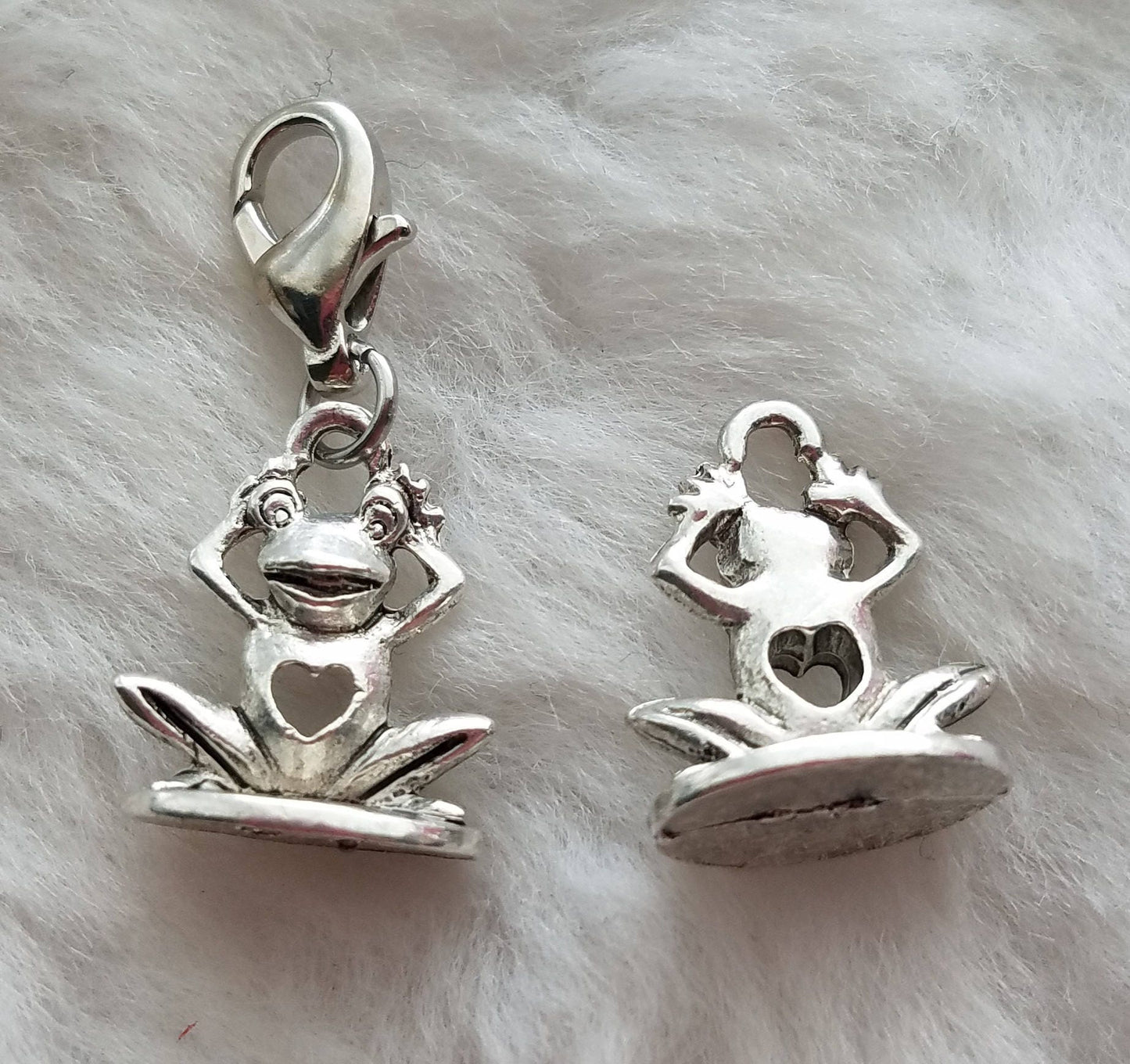 Frog Love Charm | Frog Charm | Frog Jewelry | Sterling Silver Plated Pewter | Toad Charm | Toad Jewelry