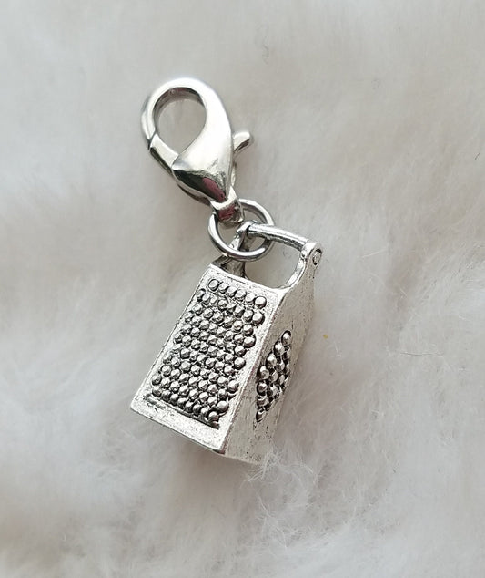 Kitchen Grater Charm | Kitchen Jewelry | Cooking Jewelry | Baking Jewelry | Sterling Silver Plated Pewter