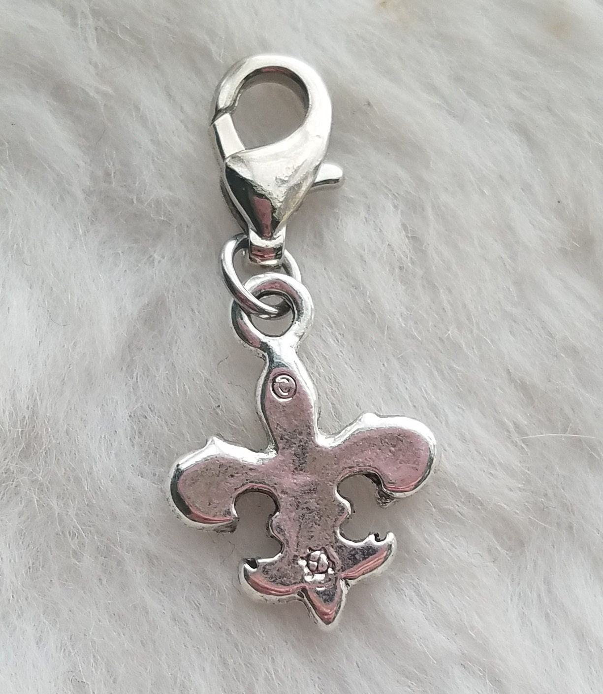 Fleur De Lis Charm | Sterling Silver Plated Pewter